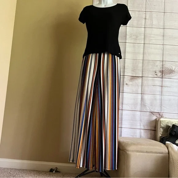 Philosophy Wide Leg Flare Pants - Picture 5 of 12
